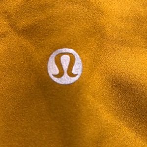 NWOT Women’s Lululemon Gold Spice Wunder Train High-Rise Short 6” – Sz 14